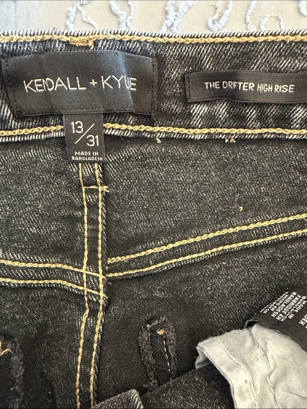High Rise Black Acid Wash Denim Shorts Raw Hem KENDALL + KYLIE The Drifter 13/31
